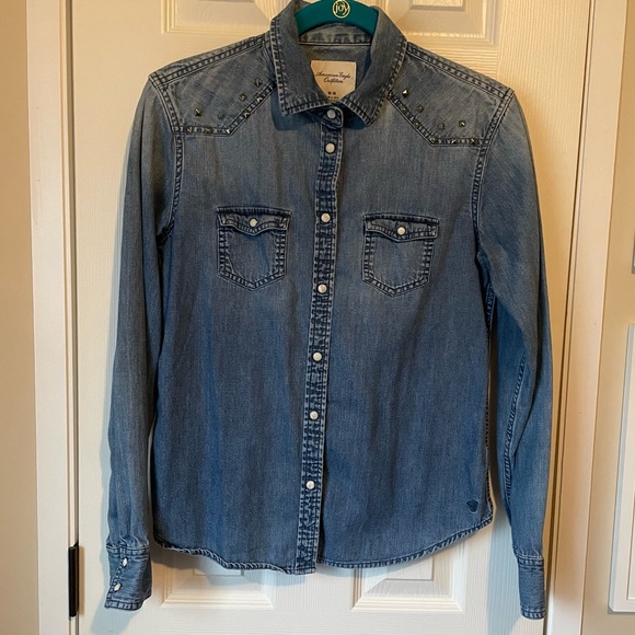 American Eagle Outfitters Tops - American Eagle Outfitters Denim Shirt Medium